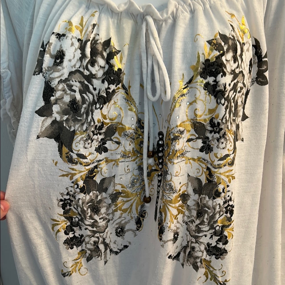 Lena White Ruffled Short Sleeve Blouse with Black Embroidery - Picture 5 of 6
